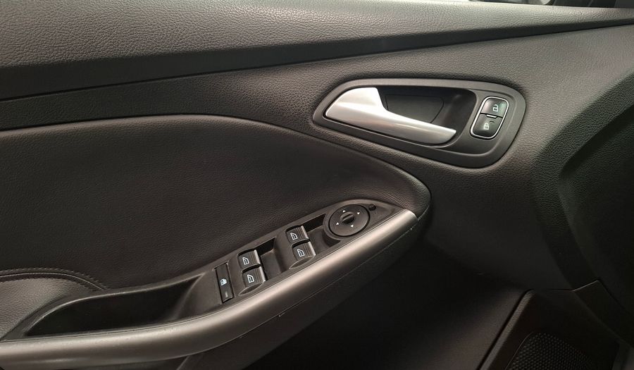 Ford Focus Iii 2.0 SE PLUS Sedan 2016