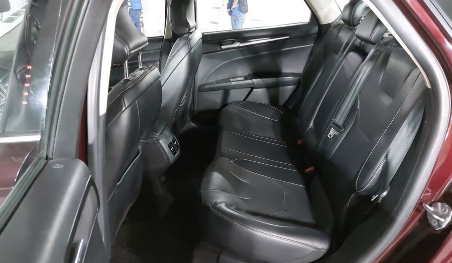 Ford Fusion 2.0 GTDI TITANIUM PLUS AT Sedan 2017