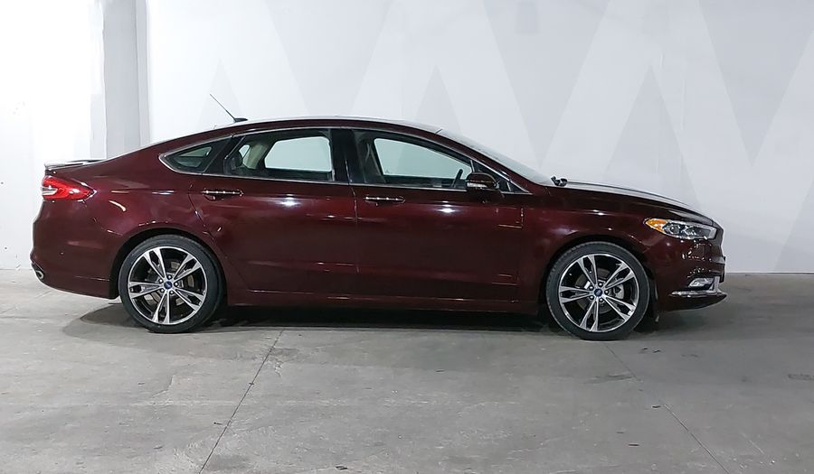 Ford Fusion 2.0 GTDI TITANIUM PLUS AT Sedan 2017