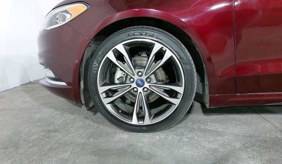 Ford Fusion 2.0 GTDI TITANIUM PLUS AT Sedan 2017