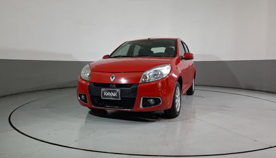 Renault • Sandero