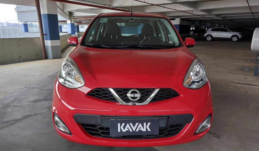 Nissan March SV Hatchback 2016