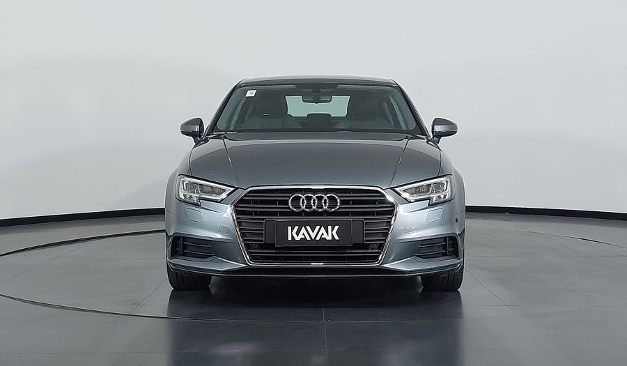 Audi A3 PLUS 25 ANOS Sedan 2019