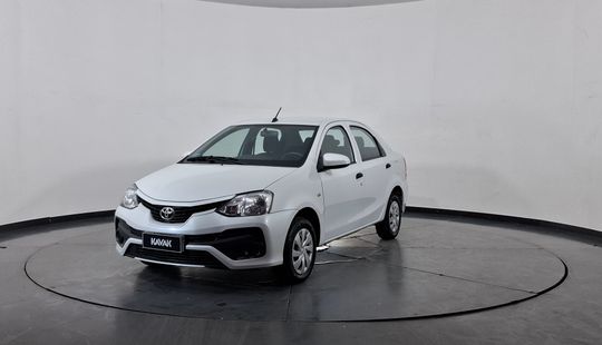 Toyota • Etios