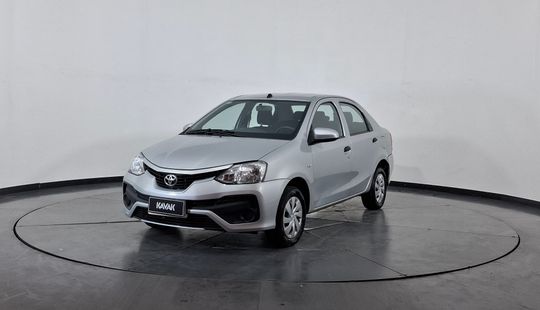 Toyota • Etios