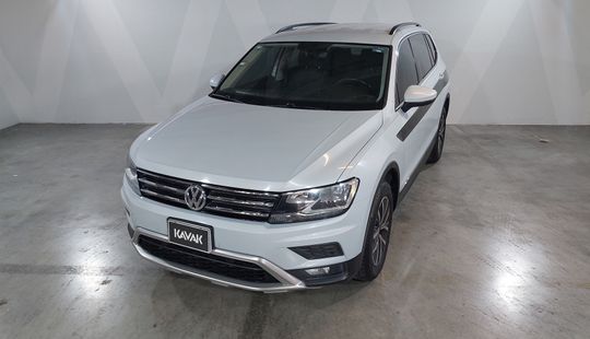 Volkswagen • Tiguan