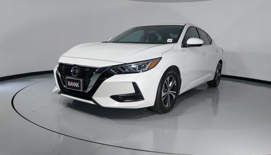 Nissan • Sentra