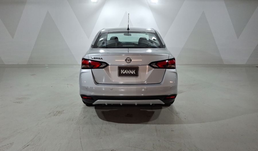 Nissan Versa 1.6 SENSE Sedan 2021