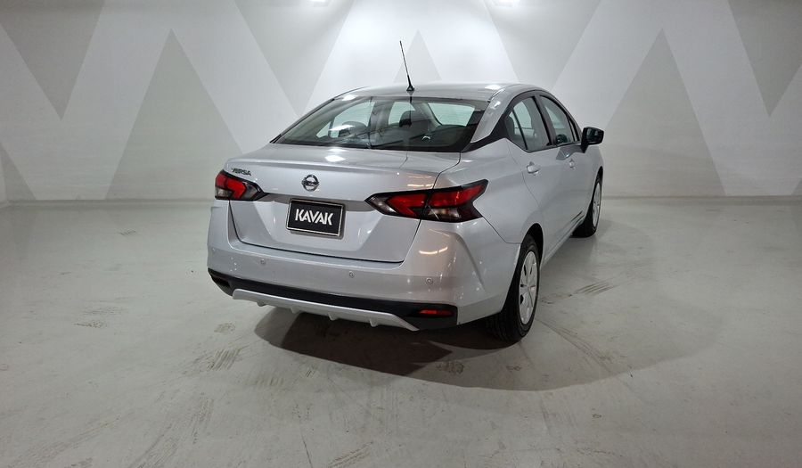 Nissan Versa 1.6 SENSE Sedan 2021