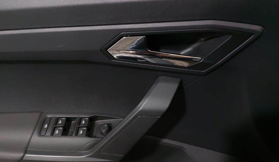Seat Ibiza 1.6 STYLE MT CONNECT Hatchback 2018