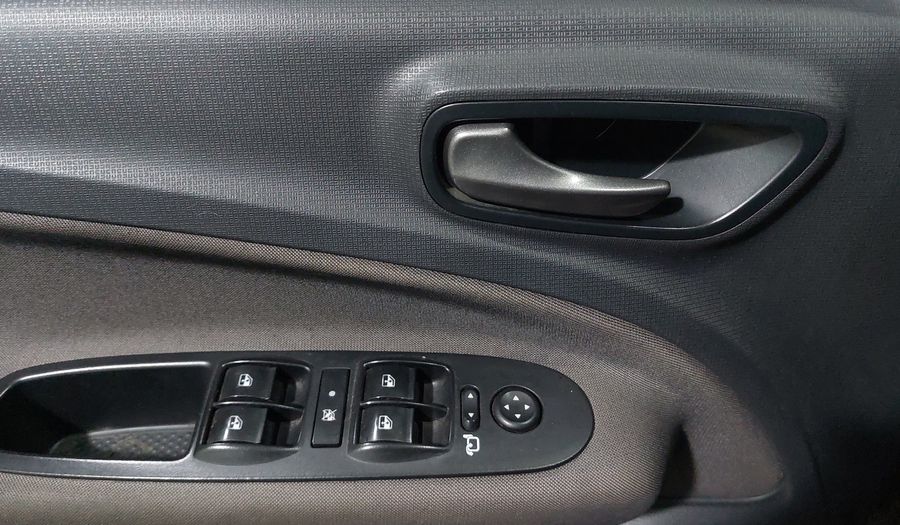 Fiat Uno 1.4 WAY Hatchback 2016