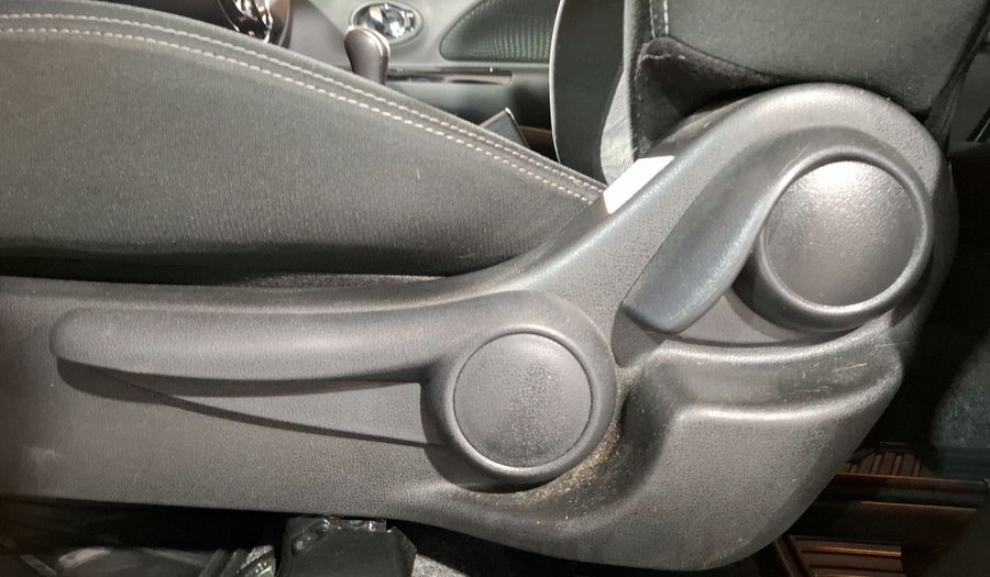 Nissan March 1.6 ADVANCE Hatchback 2021