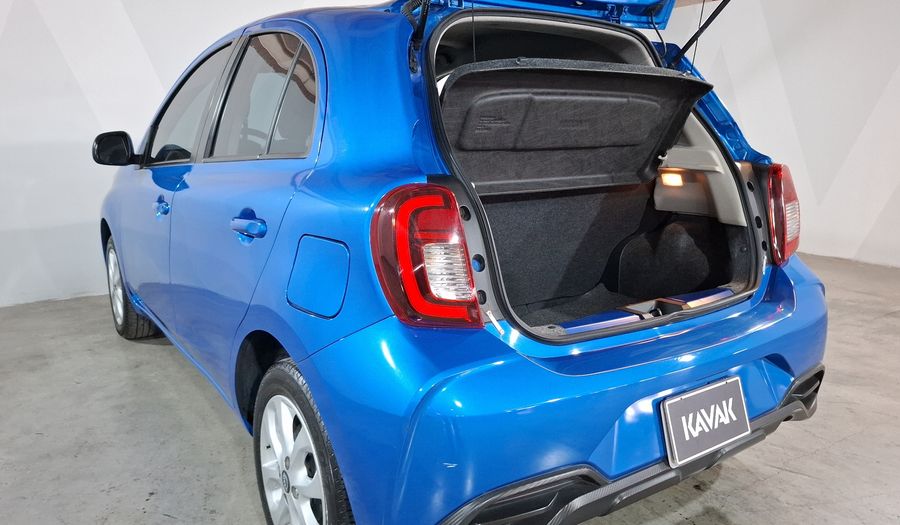 Nissan March 1.6 ADVANCE Hatchback 2021