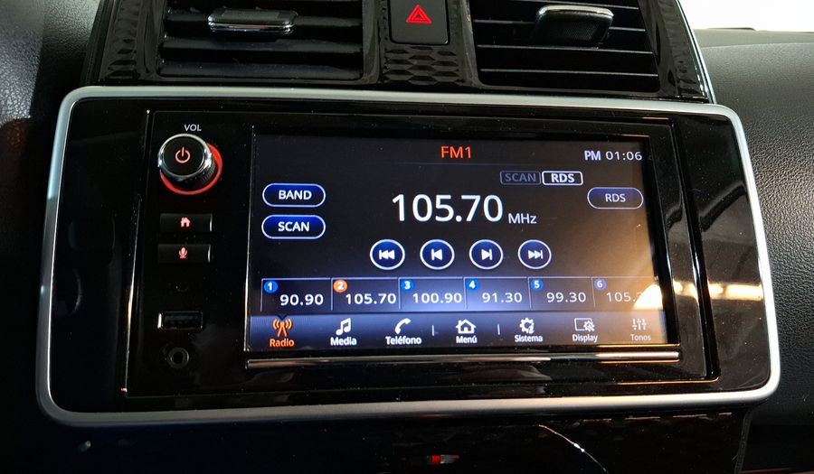 Nissan March 1.6 ADVANCE Hatchback 2021