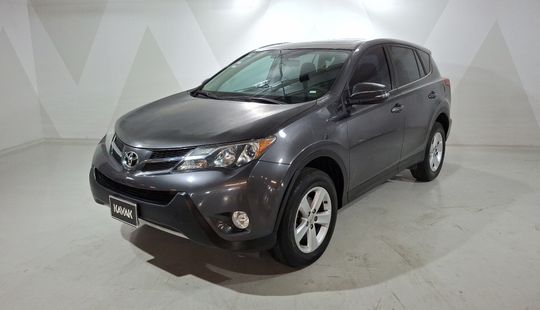 Toyota • RAV4