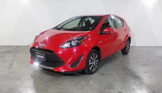 Toyota • Prius C