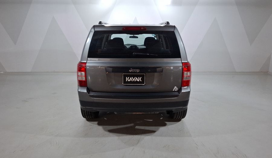 Jeep Patriot 2.4 BASE FWD CVT Suv 2012