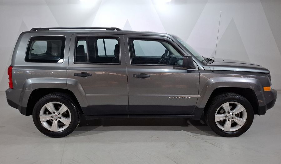Jeep Patriot 2.4 BASE FWD CVT Suv 2012