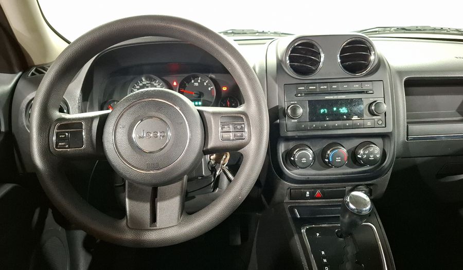 Jeep Patriot 2.4 BASE FWD CVT Suv 2012