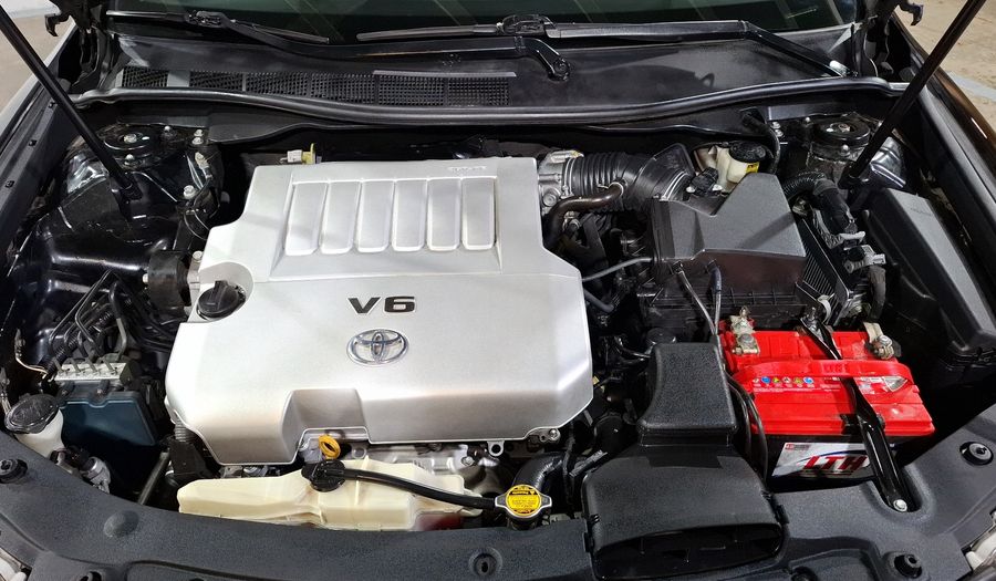 Toyota Camry 3.5 SE V6 6AT Sedan 2012