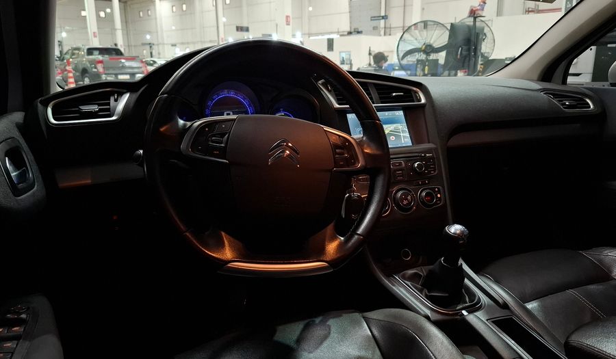 Citroen C4 Lounge 2.0I 16V TENDANCE PACK Sedan 2015
