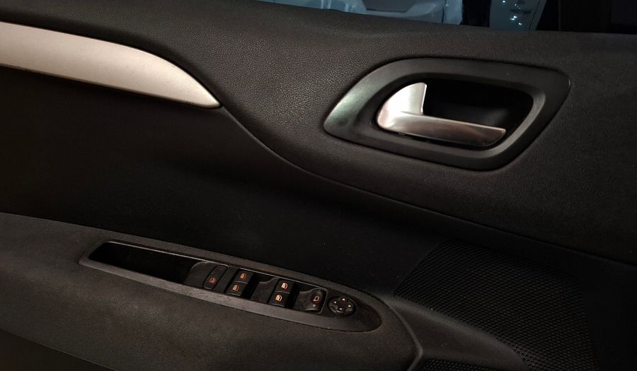 Citroen C4 Lounge 2.0I 16V TENDANCE PACK Sedan 2015