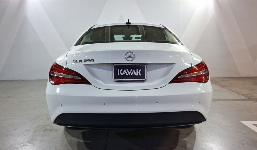 Mercedes Benz Clase Cla 1.6 CLA 200 DCT Coupe 2019