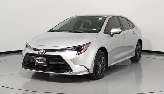 Toyota • Corolla