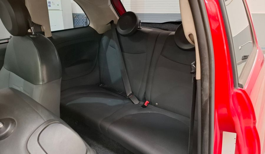 Fiat 500 1.4 8V CULT Hatchback 2012