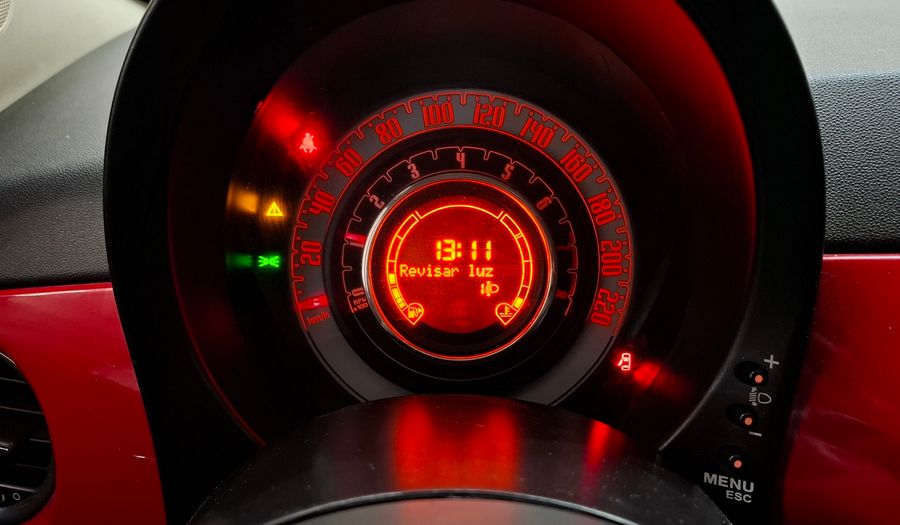 Fiat 500 1.4 8V CULT Hatchback 2012