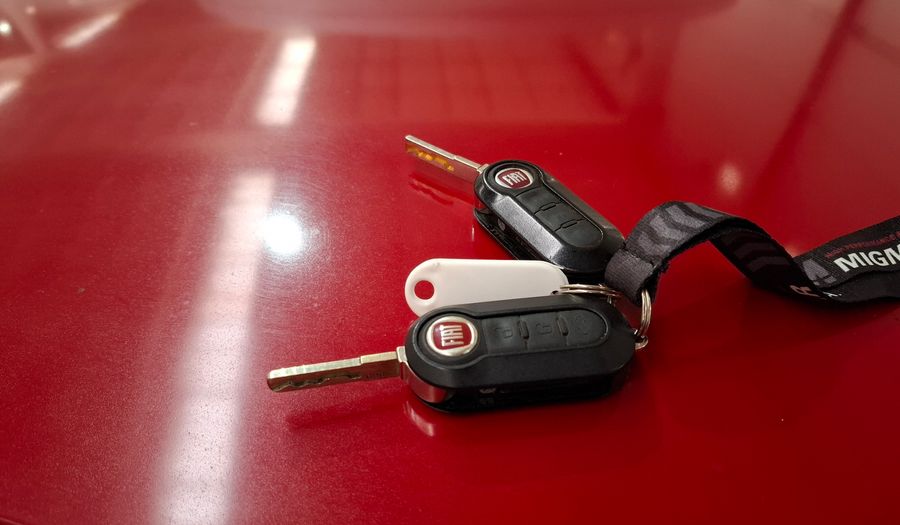 Fiat 500 1.4 8V CULT Hatchback 2012