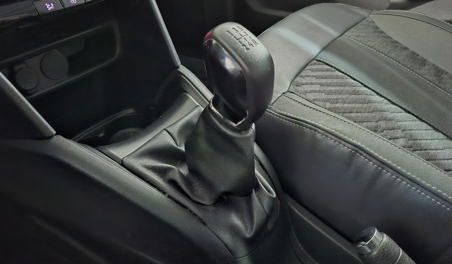 Peugeot 208 1.6 FELINE Hatchback 2019