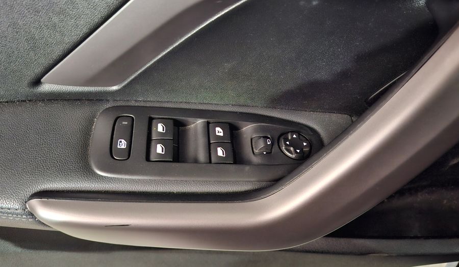 Peugeot 208 1.6 FELINE Hatchback 2019