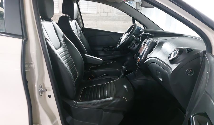 Renault Captur 2.0 ICONIC AUTO Hatchback 2018