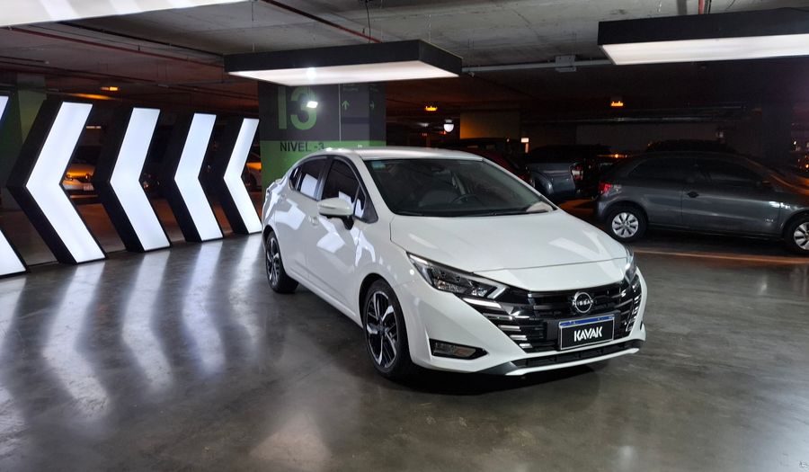 Nissan Versa 1.6 EXCLUSIVE CVT Sedan 2023
