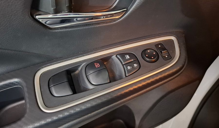 Nissan Versa 1.6 EXCLUSIVE CVT Sedan 2023