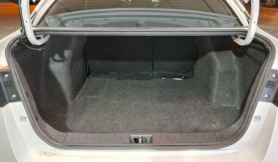Nissan Versa 1.6 EXCLUSIVE CVT Sedan 2023