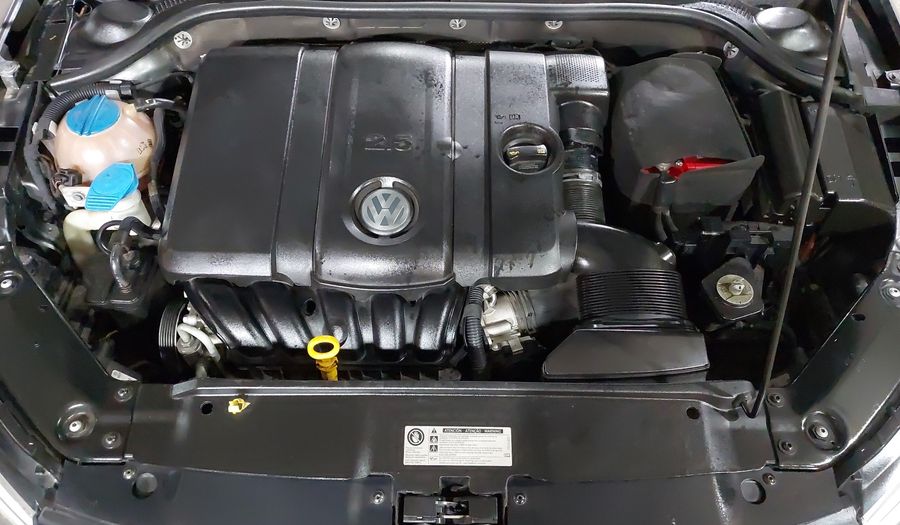 Volkswagen Jetta 2.5 STYLE ACTIVE TIPTRONIC Sedan 2014