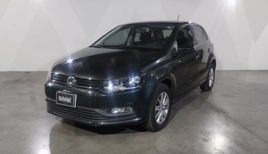 Volkswagen • Polo