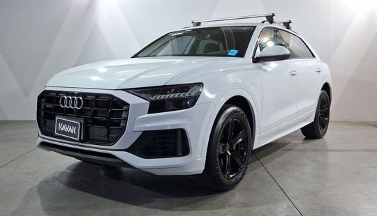 Audi • Q8