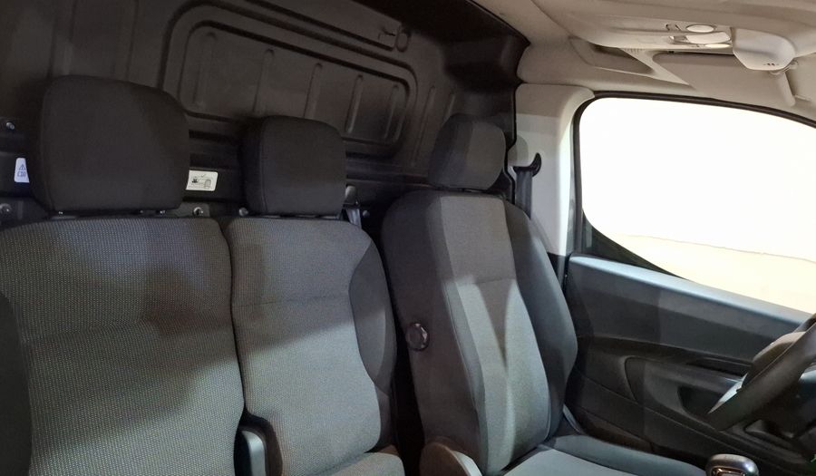 Peugeot Partner 1.2 PURETECH MAXI PACK Van 2022
