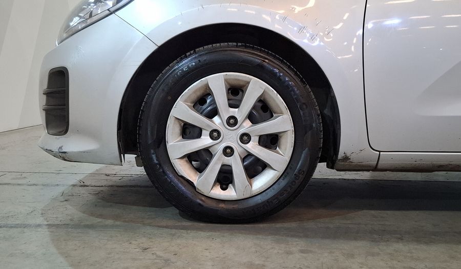 Kia Rio 1.6 LX MT Hatchback 2016