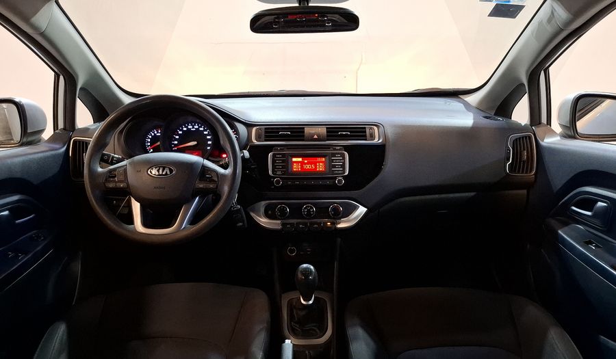 Kia Rio 1.6 LX MT Hatchback 2016