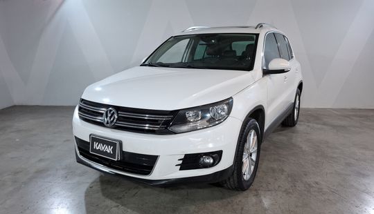Volkswagen • Tiguan