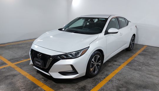 Nissan • Sentra