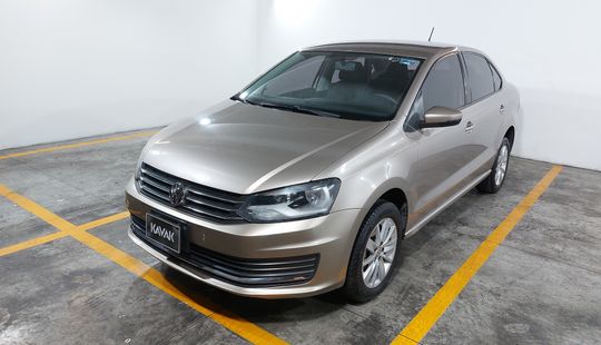 Volkswagen • Vento