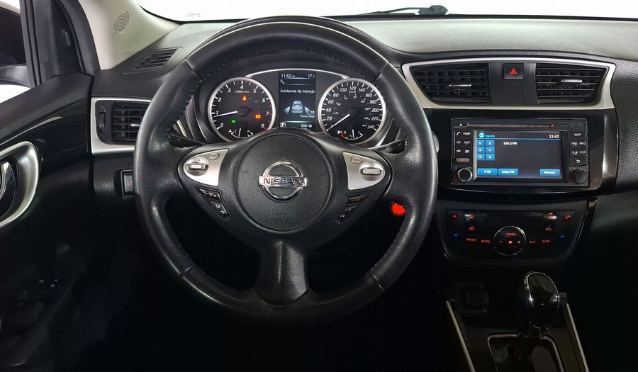 Nissan Sentra 1.8 EXCLUSIVE NAVI CVT Sedan 2017