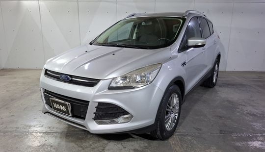 Ford • Escape