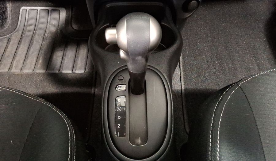 Nissan March 1.6 EXCLUSIVE BI-TONO AUTO Hatchback 2023