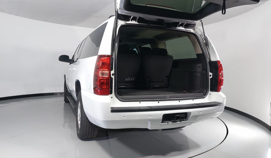 Chevrolet Suburban 5.3 A TELA Suv 2012